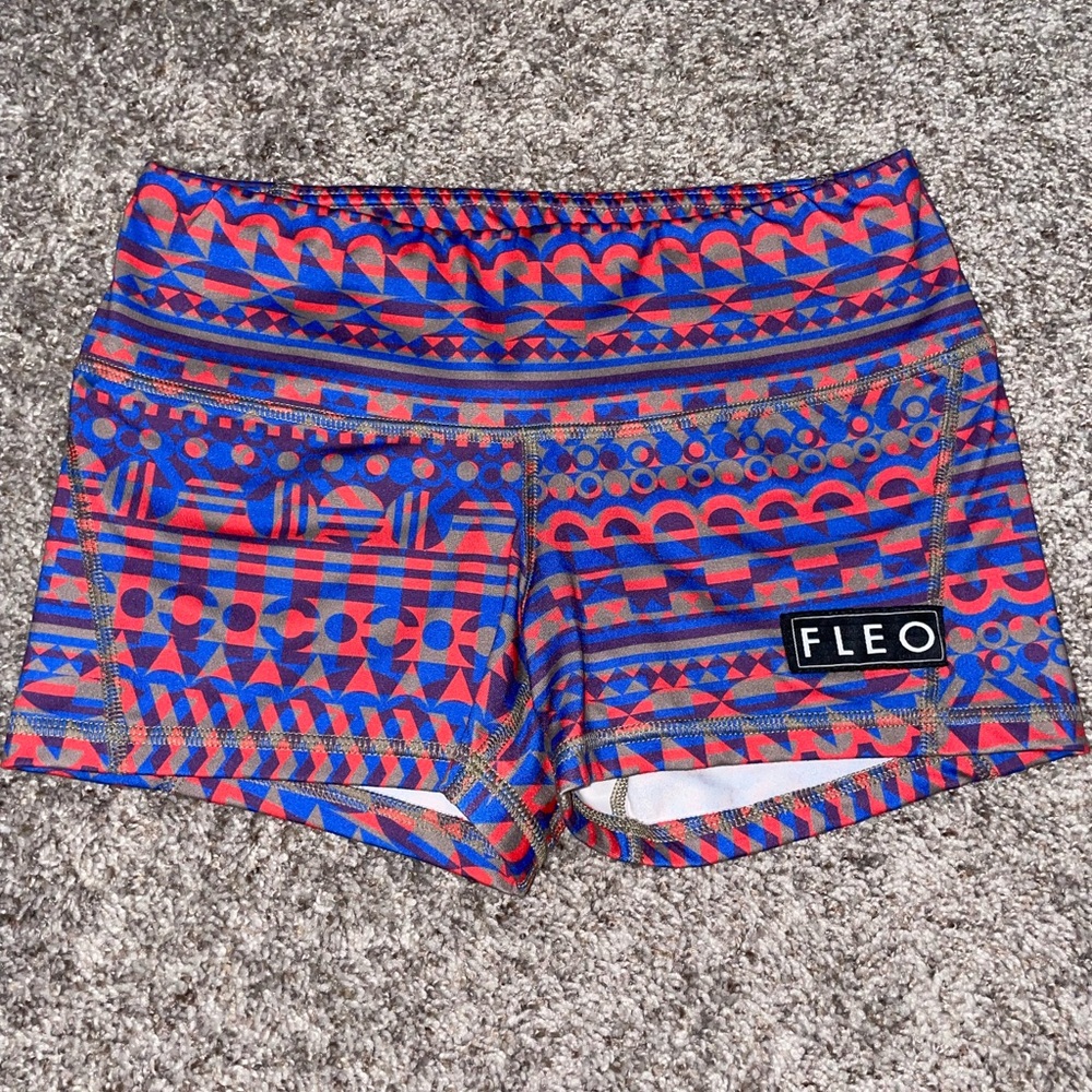 3.25 Contour Shorts
